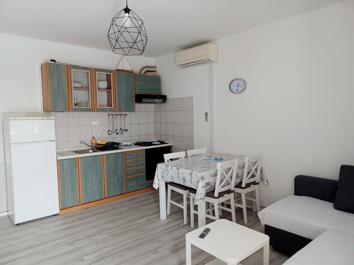 Apartmani Ramesa Murter Exterior foto